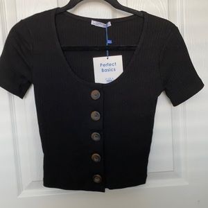 Ribbed button top